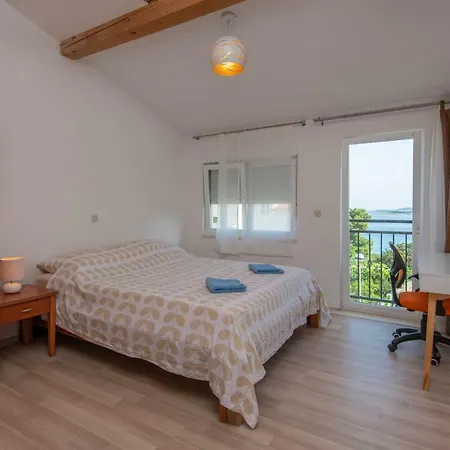 Square Apartman Orebić