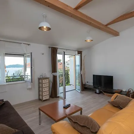 Square Apartman *